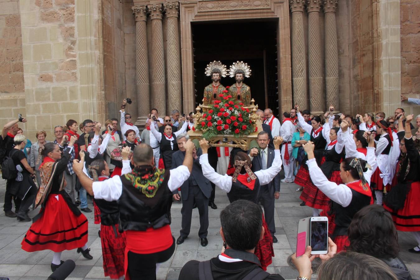 El &#039;robo de los santos&#039; en Arnedo