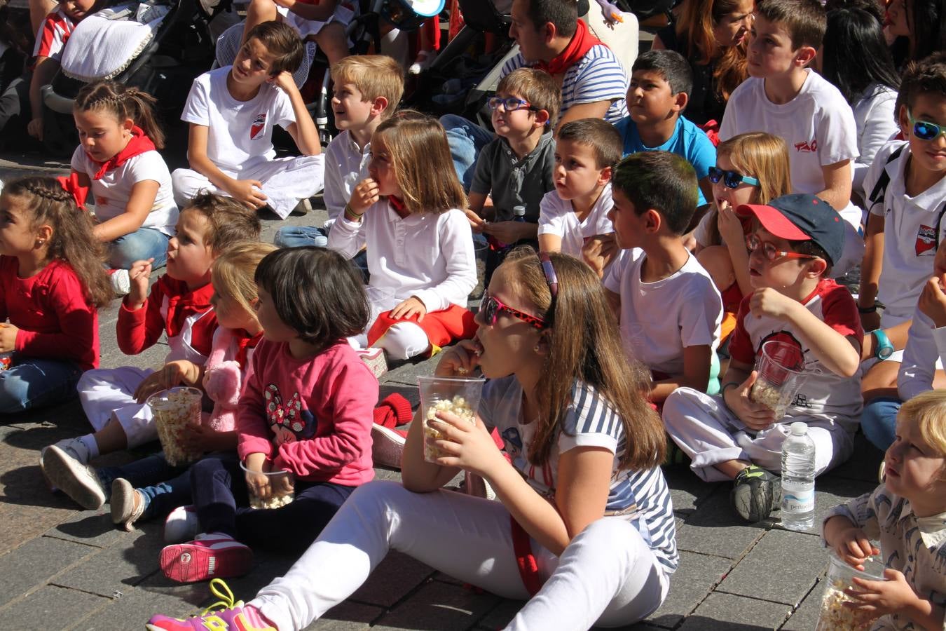 Arnedo se lanza a la calle en el tercer día de fiestas