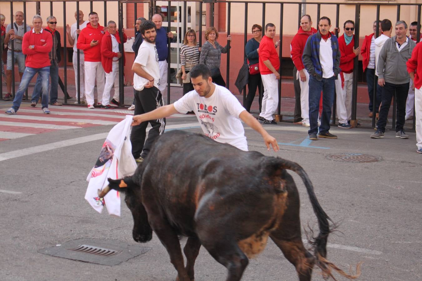 Arnedo se lanza a la calle en el tercer día de fiestas