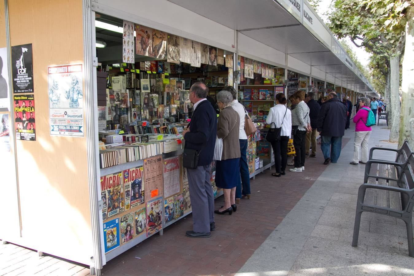 Arranca la Feria del Libro Antiguo y de Ocasión de Logroño