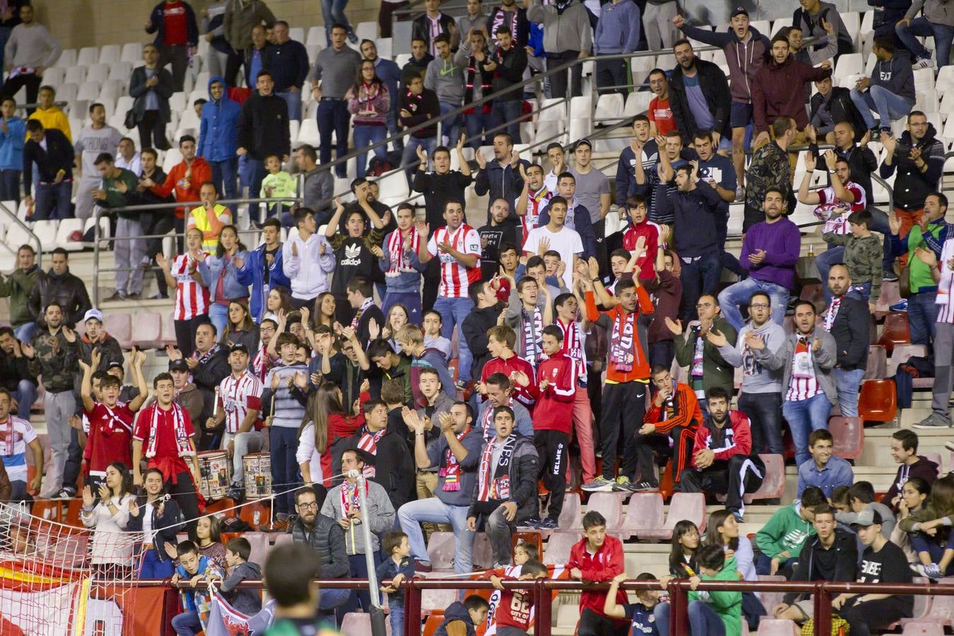 El partido UDL-Sestao: emoción entre el público y los gestos del equipo riojano