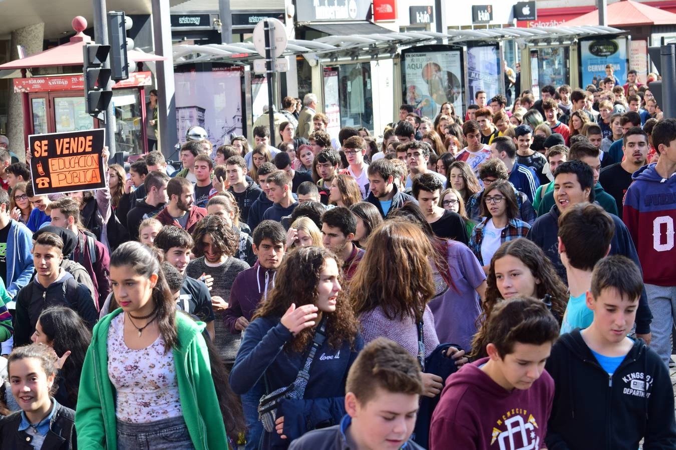 Manifestación de estudiantes en Logroño contra las reválidas y la LOMCE