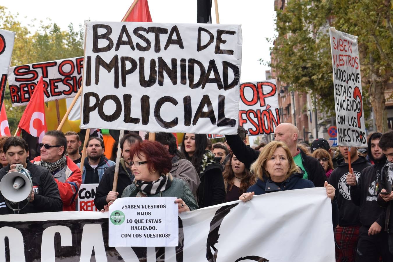 Unas 300 personas se manifiestan por el fin del proceso de los detenidos en el 14N