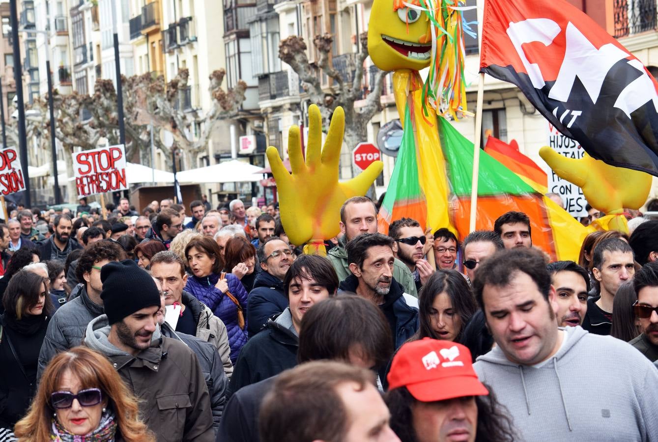 Unas 300 personas se manifiestan por el fin del proceso de los detenidos en el 14N