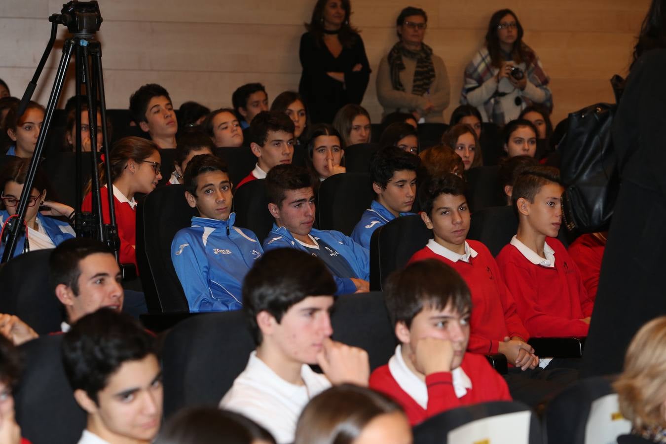 V Reconocimientos Contra la Violencia de Género