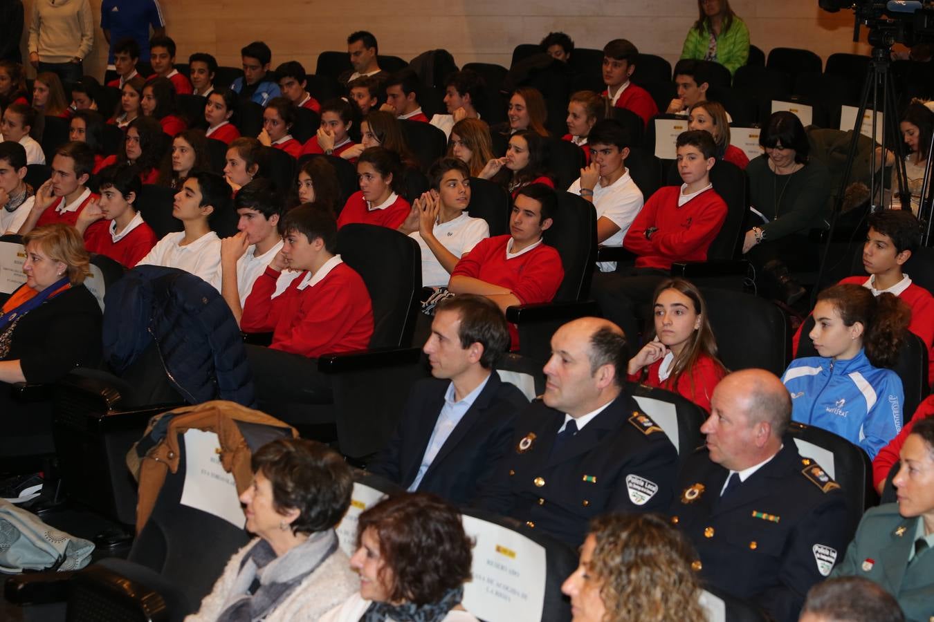 V Reconocimientos Contra la Violencia de Género