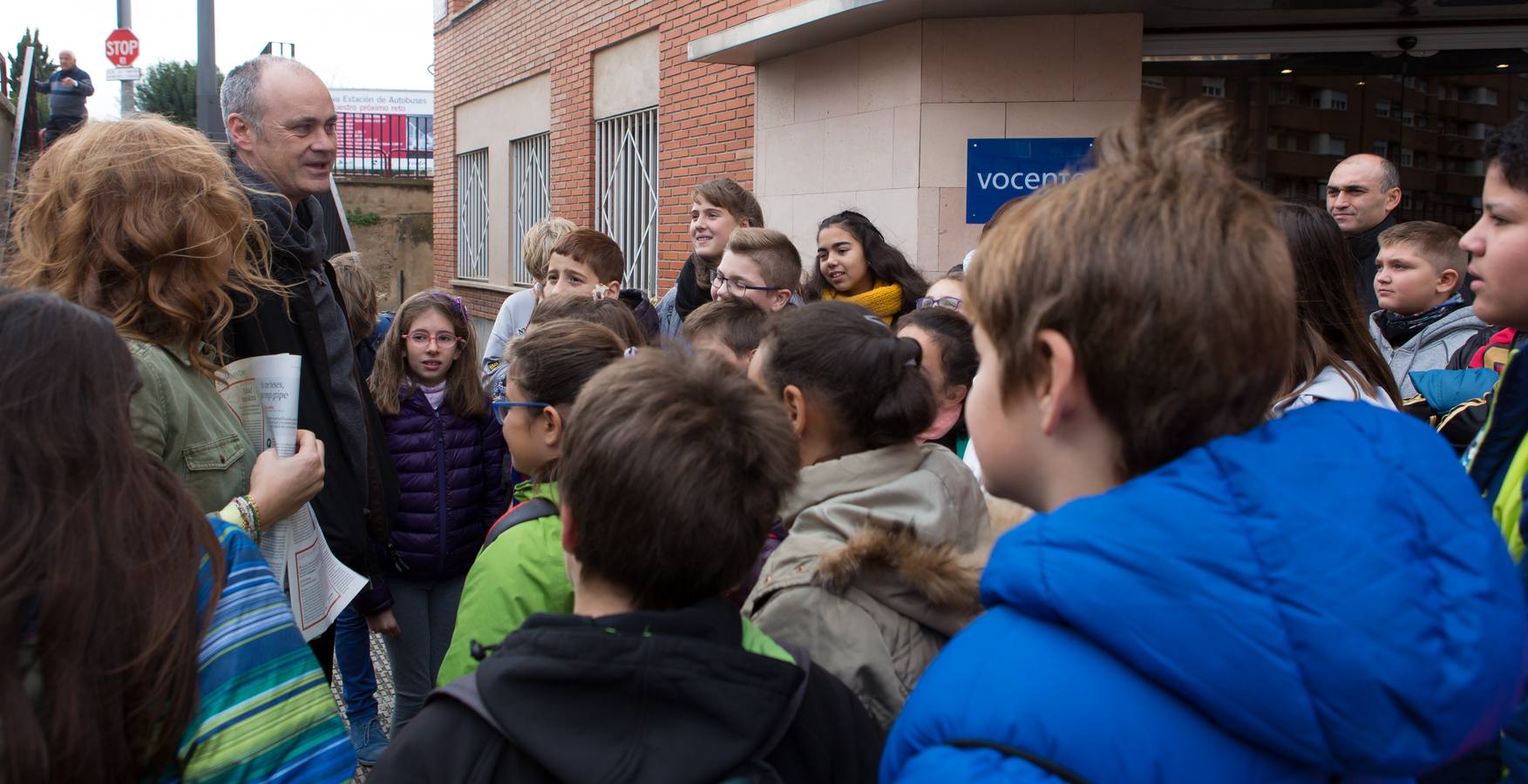 Los alumnos del Cra Moncalvillo de Entrena han visitado la multimedia de Diario LA RIOJA