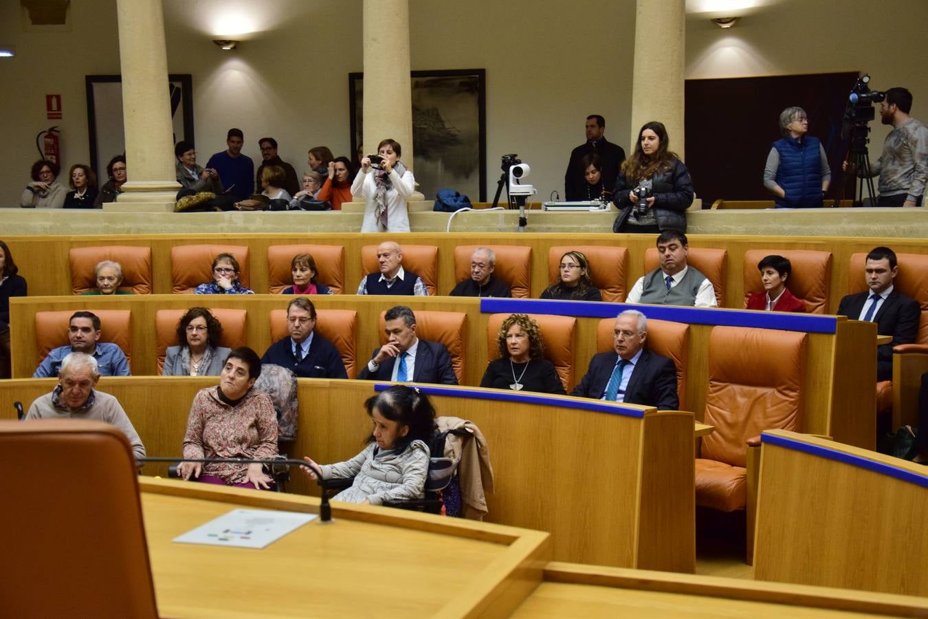 Acto del Día de la Discapacidad en el Parlamento riojano