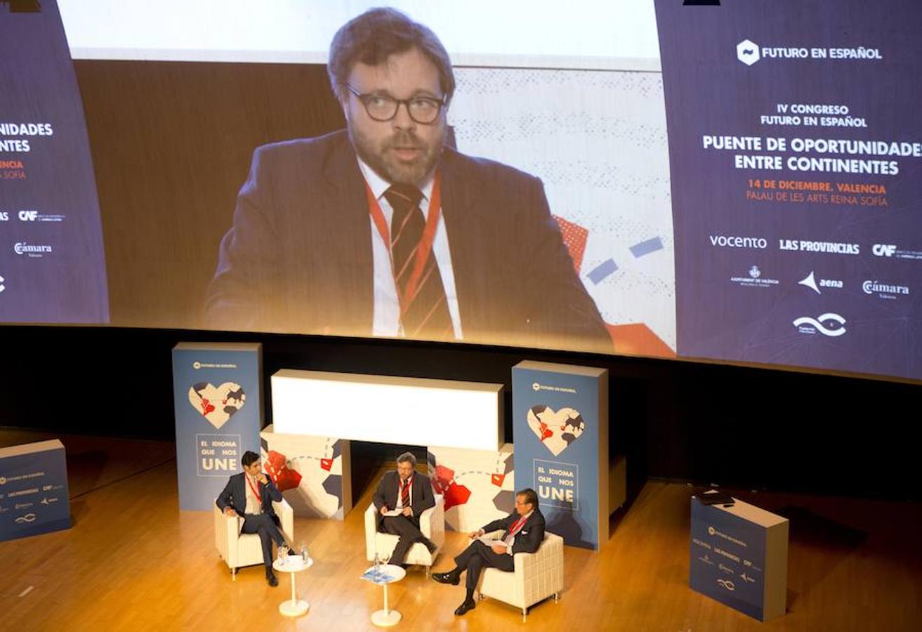 Futuro en Español hace parada en Valencia (II)