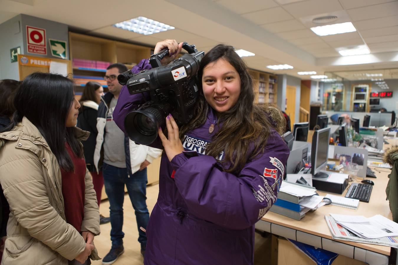 Los alumnos del programa Pmar II del Sagrado Corazón, Jesuitas visitan la multimedia de Diario LA RIOJA