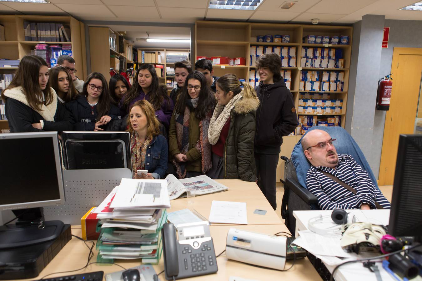 Los alumnos del programa Pmar II del Sagrado Corazón, Jesuitas visitan la multimedia de Diario LA RIOJA