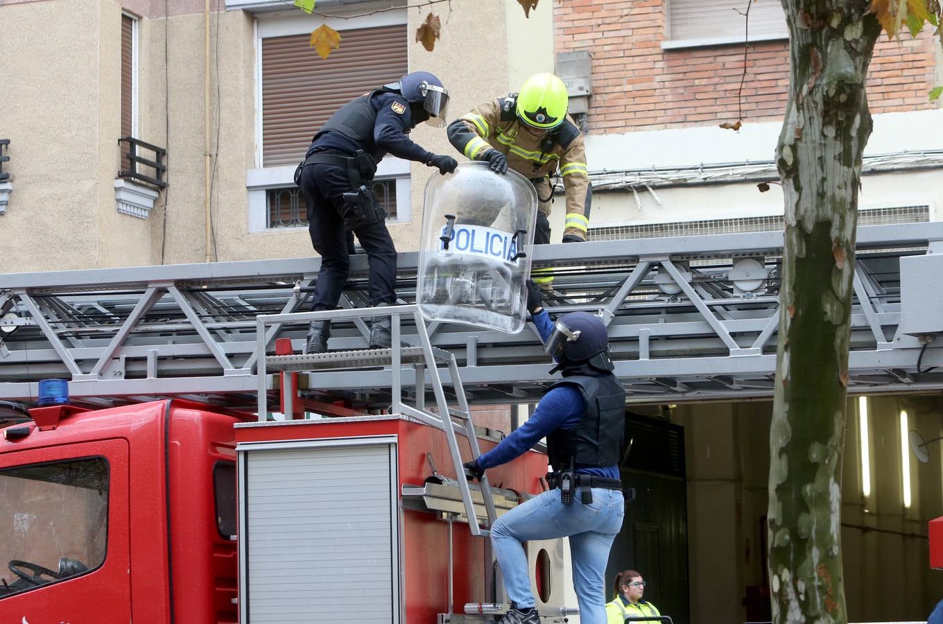 Tenso desahucio en Logroño