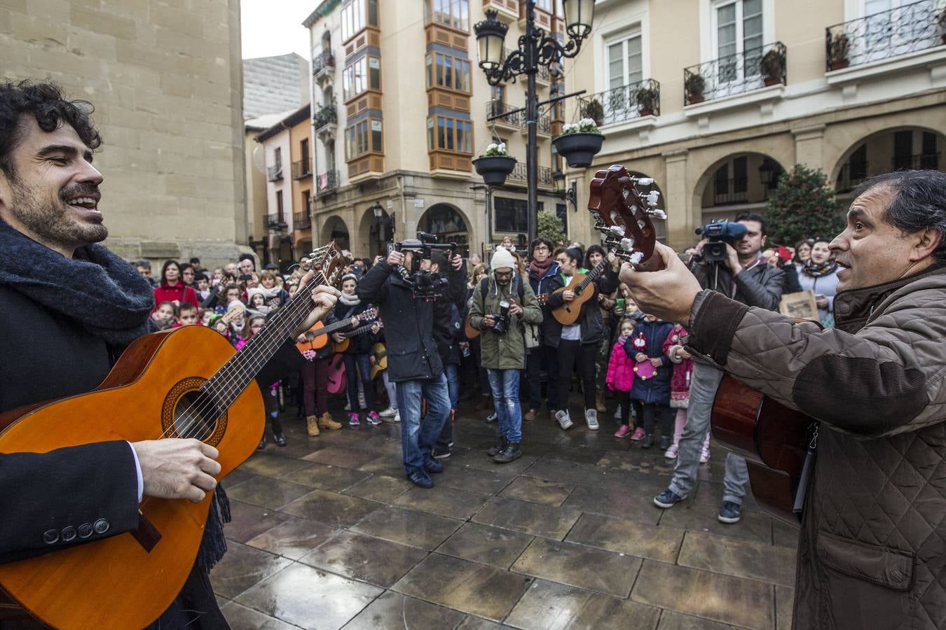 Serenata para un voluntario