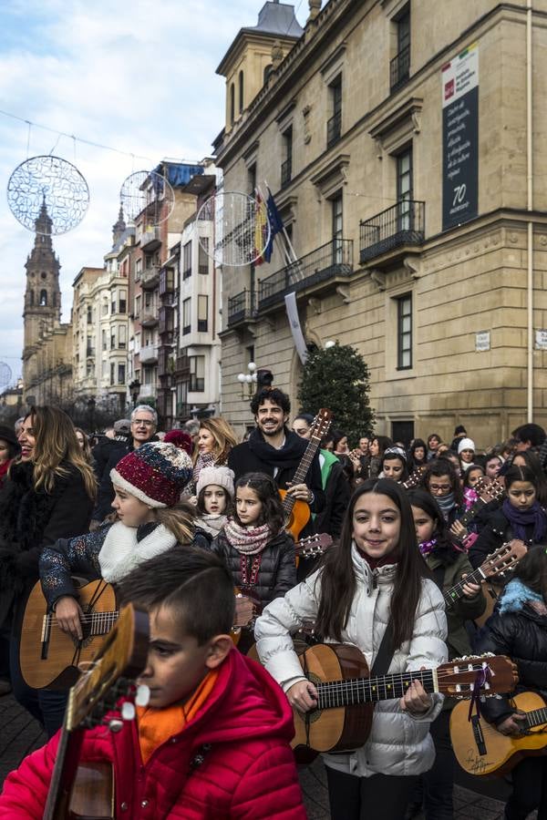 Serenata para un voluntario