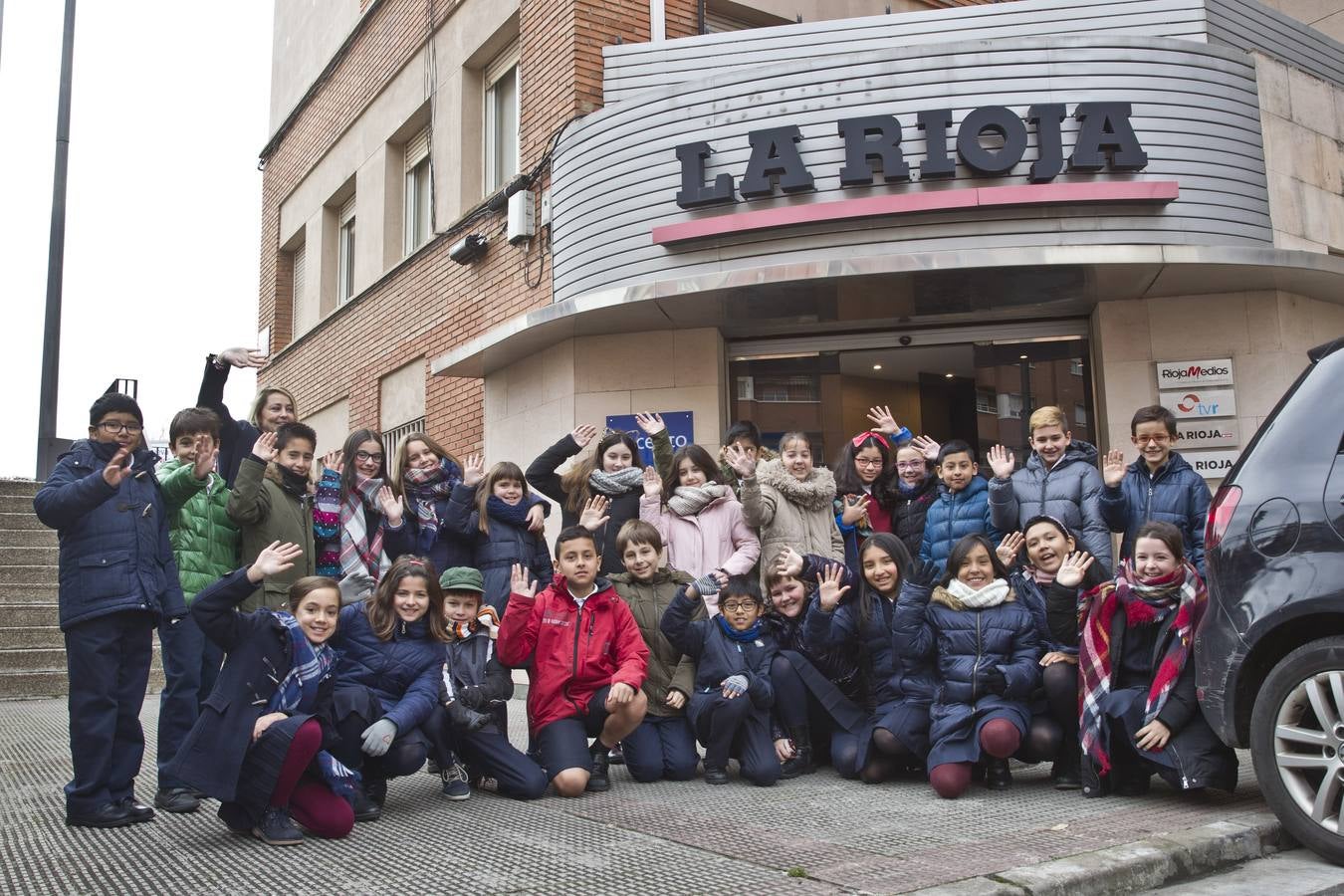 Los alumnos de 5º de Primaria del Colegio logroñés Adoratrices visitan la multimedia de Diario LA RIOJA