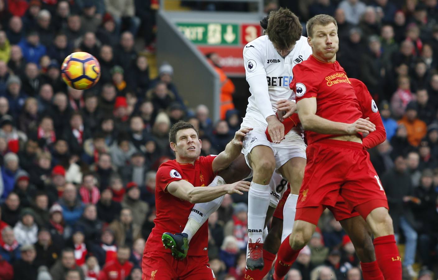 Fernando Llorente toma Anfield