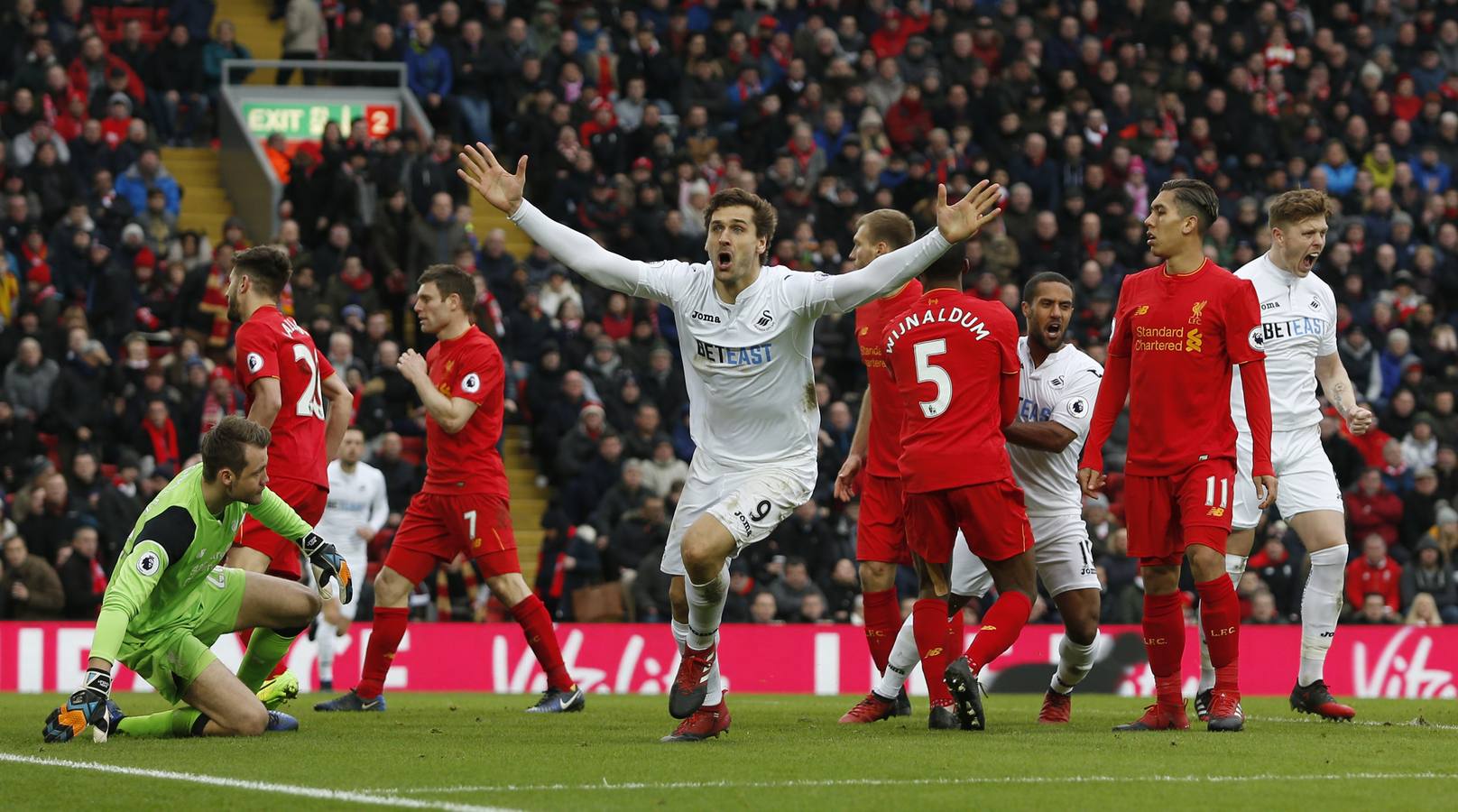 Fernando Llorente toma Anfield