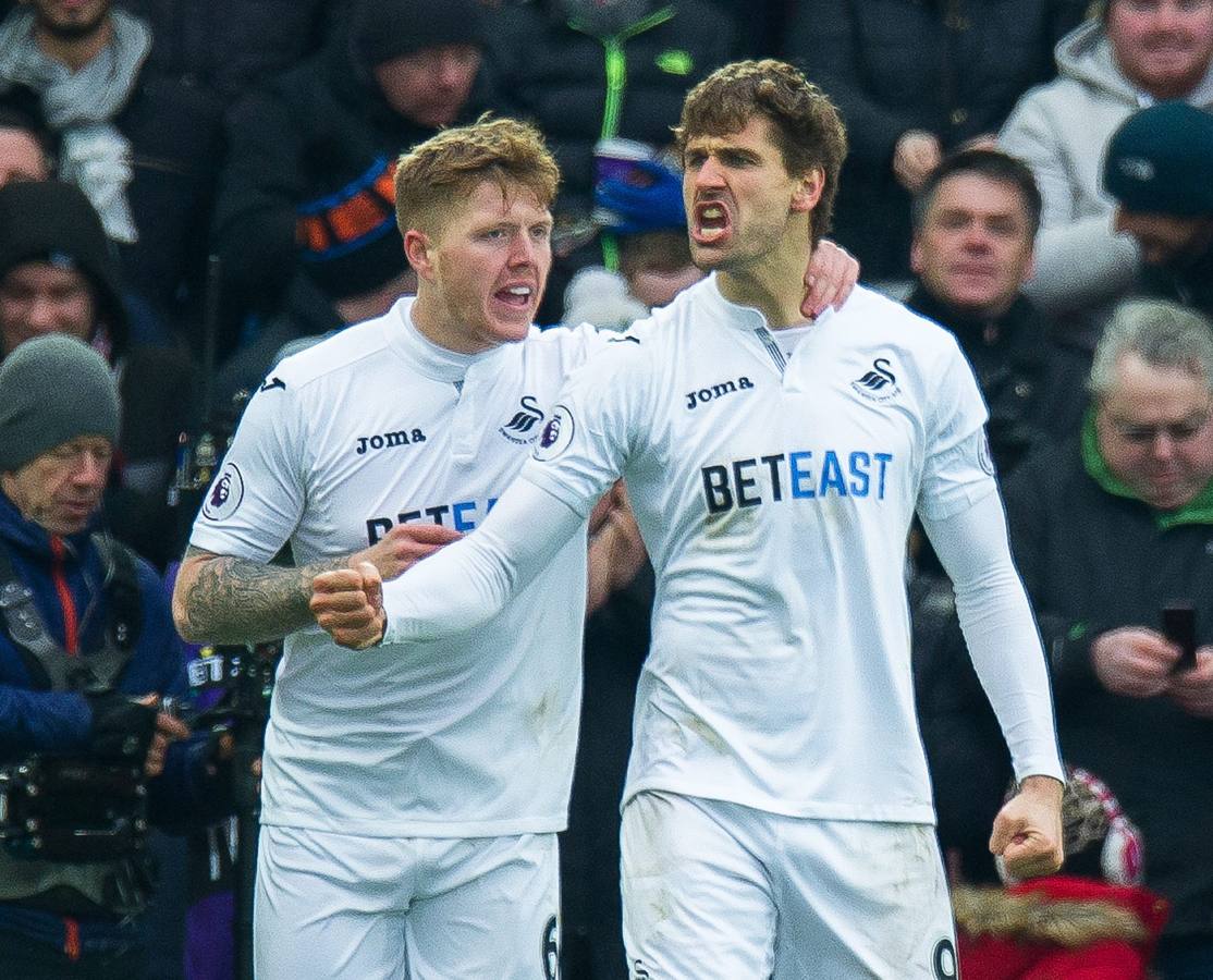 Fernando Llorente toma Anfield