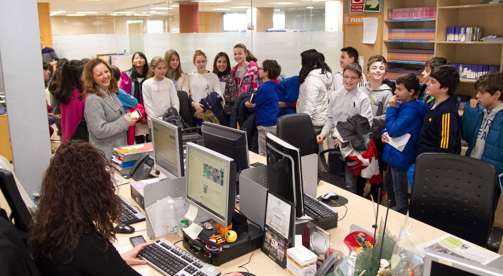 Los alumnos de 6º A del CEIP Las Gaunas visitan la multimedia de Diario LA RIOJA
