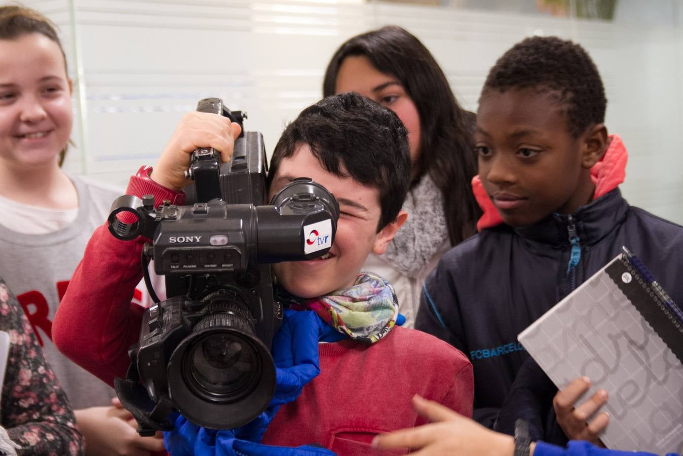 Los alumnos de 6º A del CEIP Las Gaunas visitan la multimedia de Diario LA RIOJA
