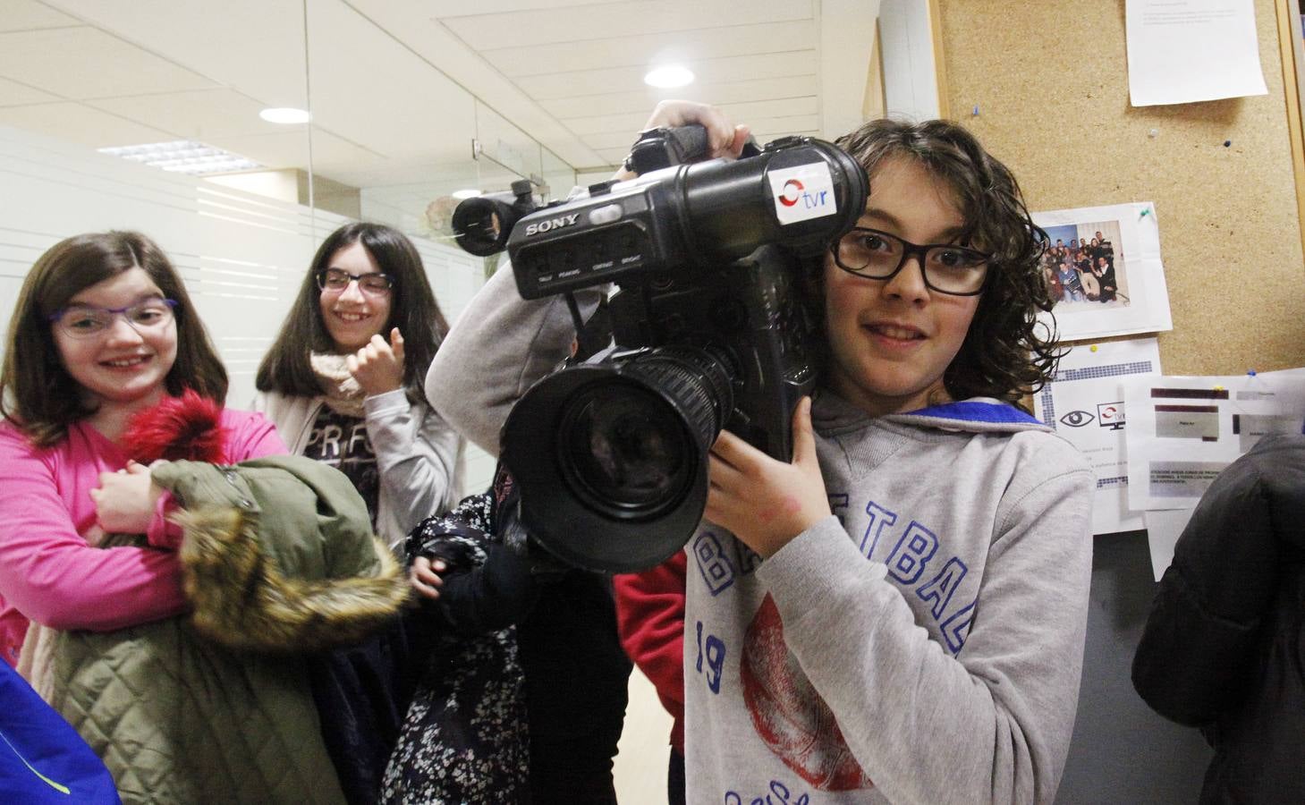 Los alumnos de 6º B del Ceip Las Gaunas de Logroño visitan la multimedia de Diario LA RIOJA