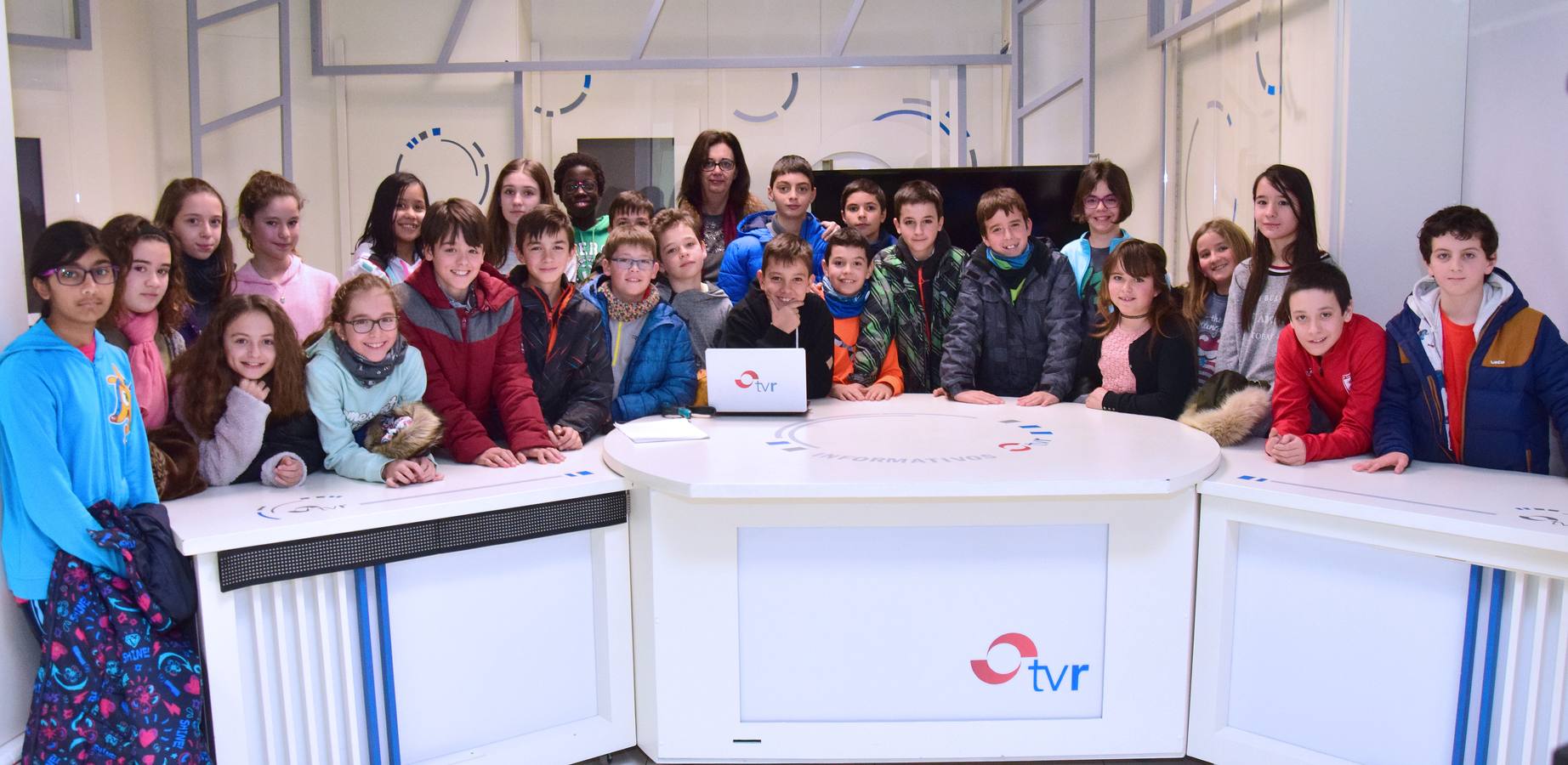 Los alumnos de 6º C del CEIP Las Gaunas visitan la multimedia de Diario LA RIOJA