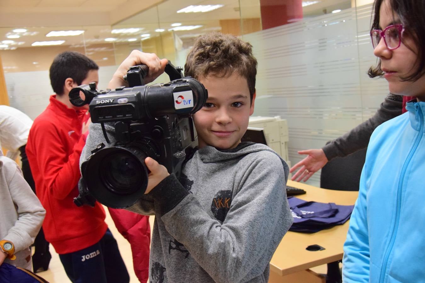 Los alumnos de 6º C del CEIP Las Gaunas visitan la multimedia de Diario LA RIOJA