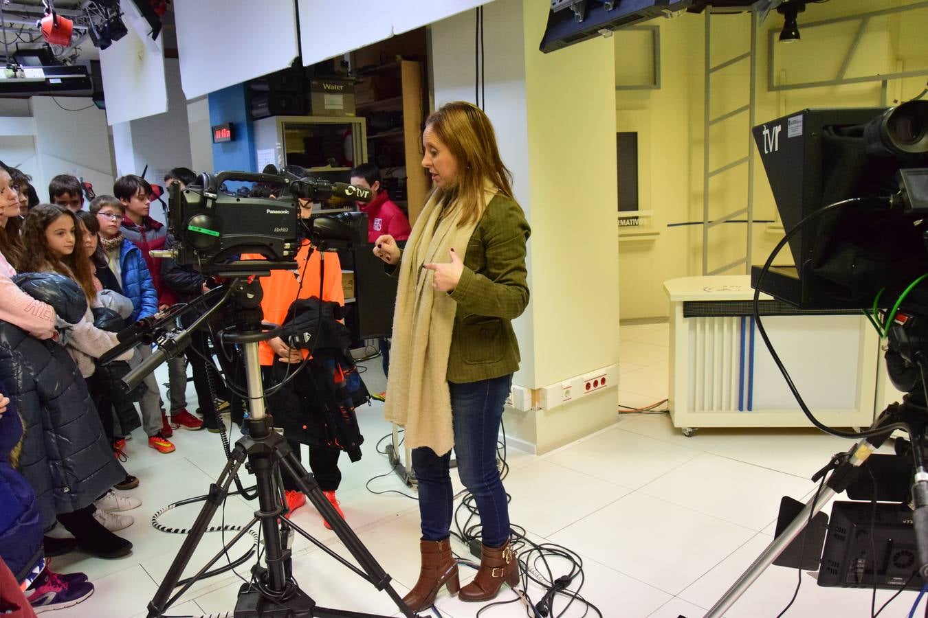 Los alumnos de 6º C del CEIP Las Gaunas visitan la multimedia de Diario LA RIOJA