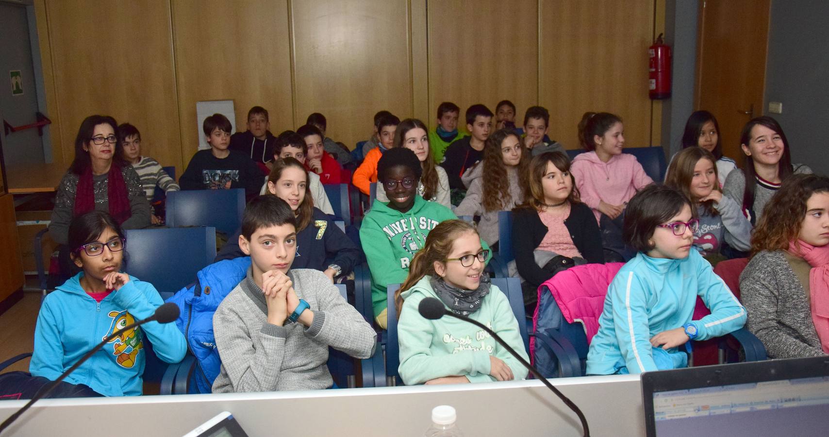 Los alumnos de 6º C del CEIP Las Gaunas visitan la multimedia de Diario LA RIOJA