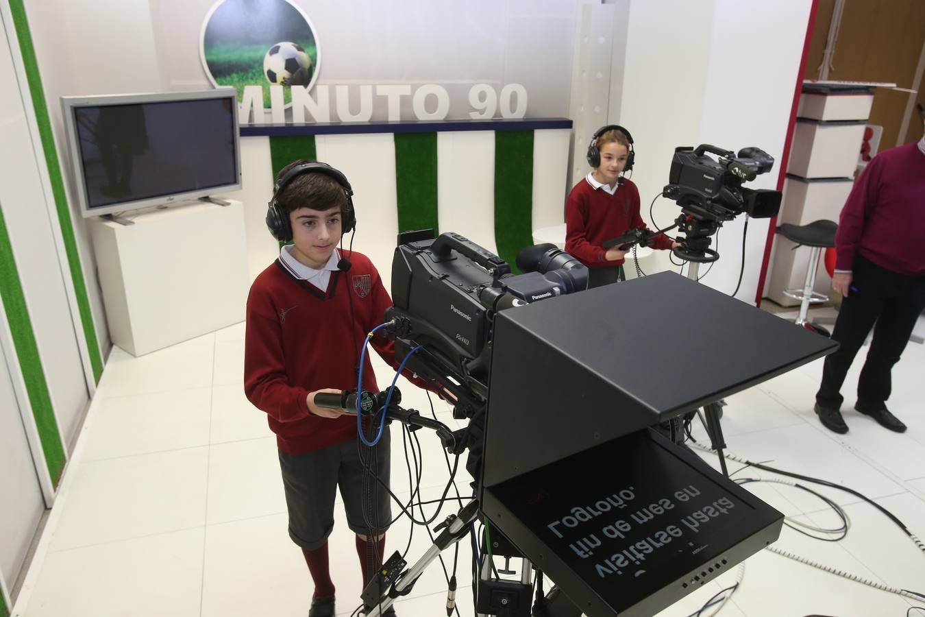 Visita de los alumnos de Jesuitas