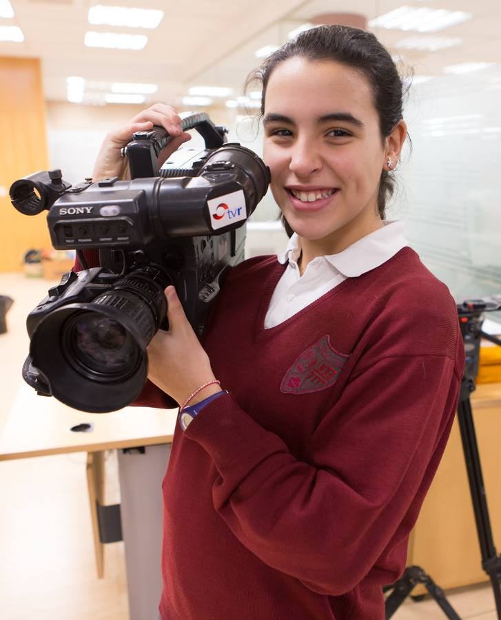 Los alumnos de 6º A de Jesuitas visitan la multimedia de Diario LA RIOJA