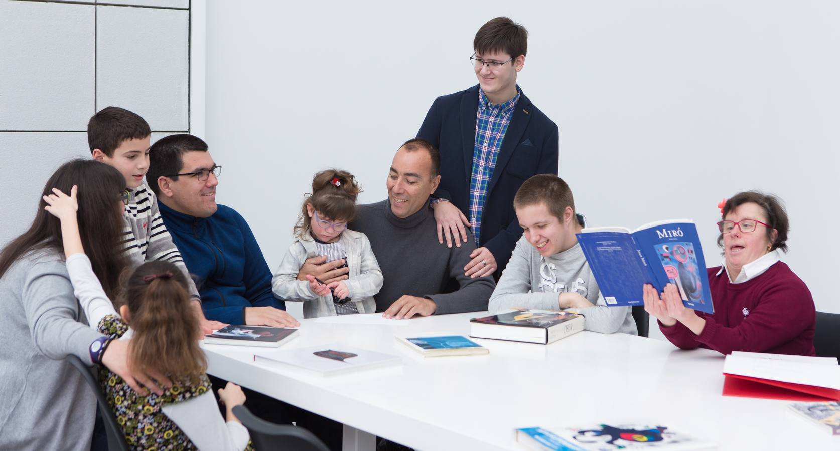 El Museo Würth acoge la sesión de fotos de la campaña de FEAPS &#039;Soy cómplice&#039;, con Lorenzo Quinn