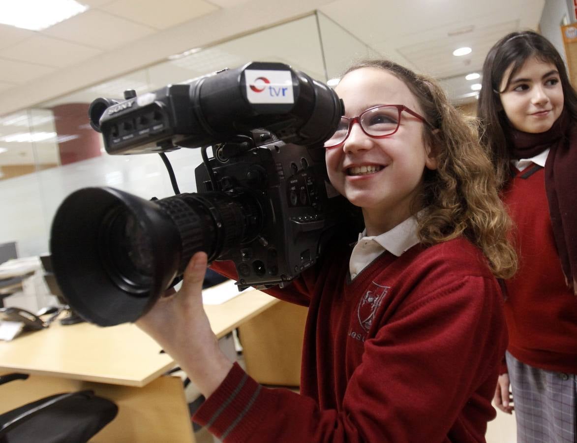 Los alumnos de 6º D de Jesuitas visitan la multimedia de Diario LA RIOJA