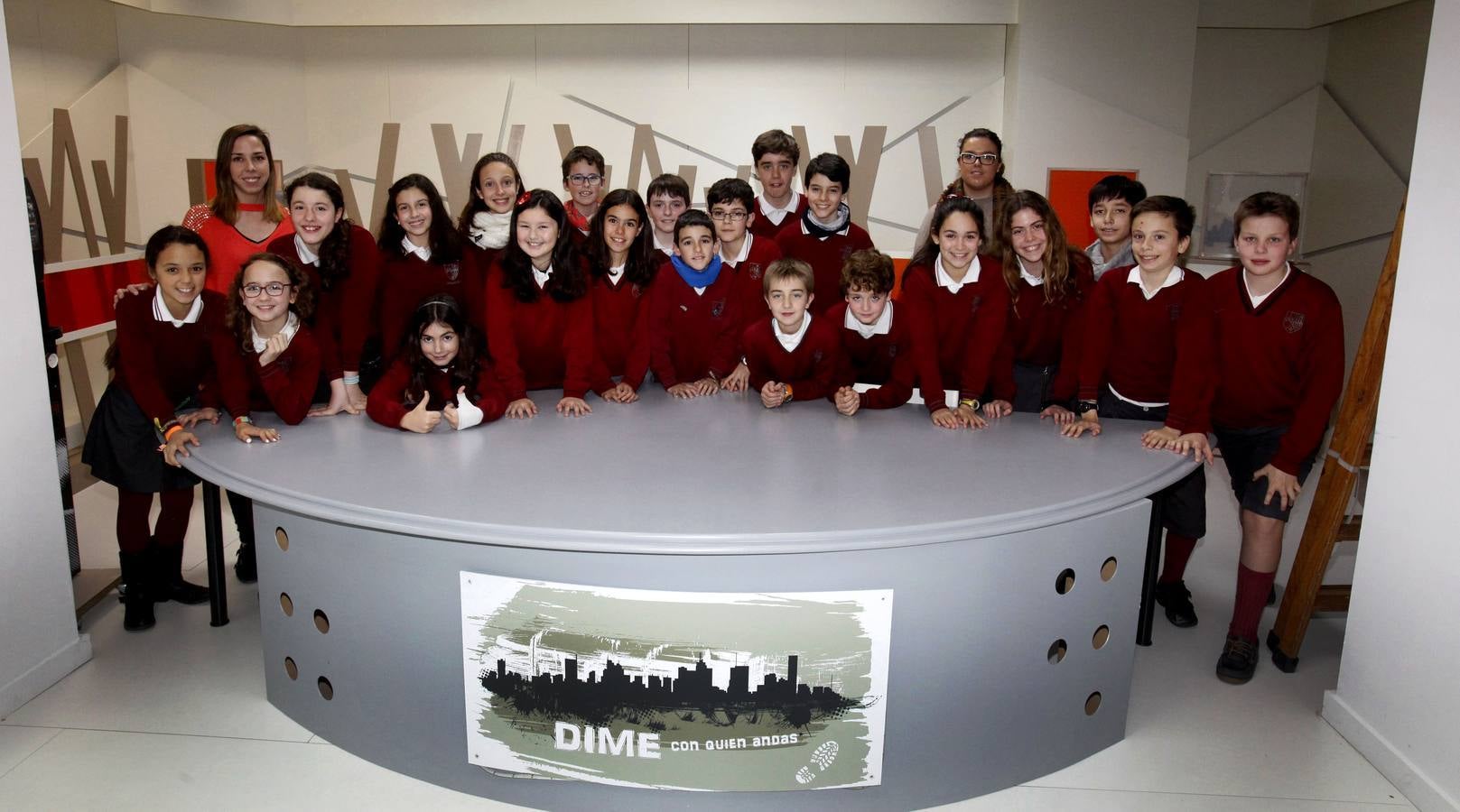 Los alumnos de 6º D de Jesuitas visitan la multimedia de Diario LA RIOJA