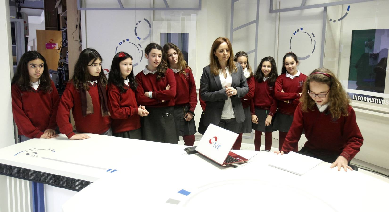 Los alumnos de 6º D de Jesuitas visitan la multimedia de Diario LA RIOJA