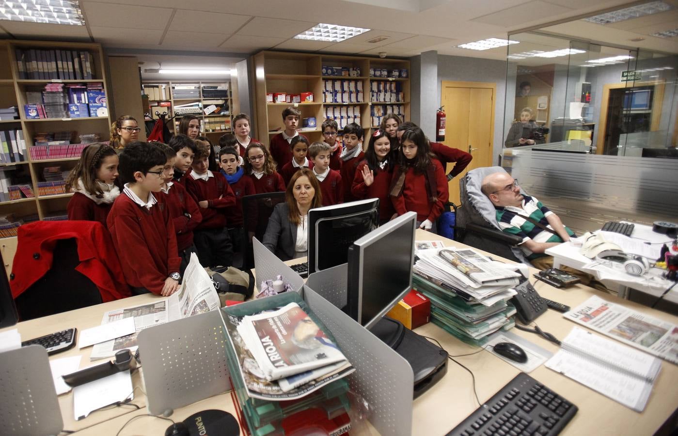 Los alumnos de 6º D de Jesuitas visitan la multimedia de Diario LA RIOJA