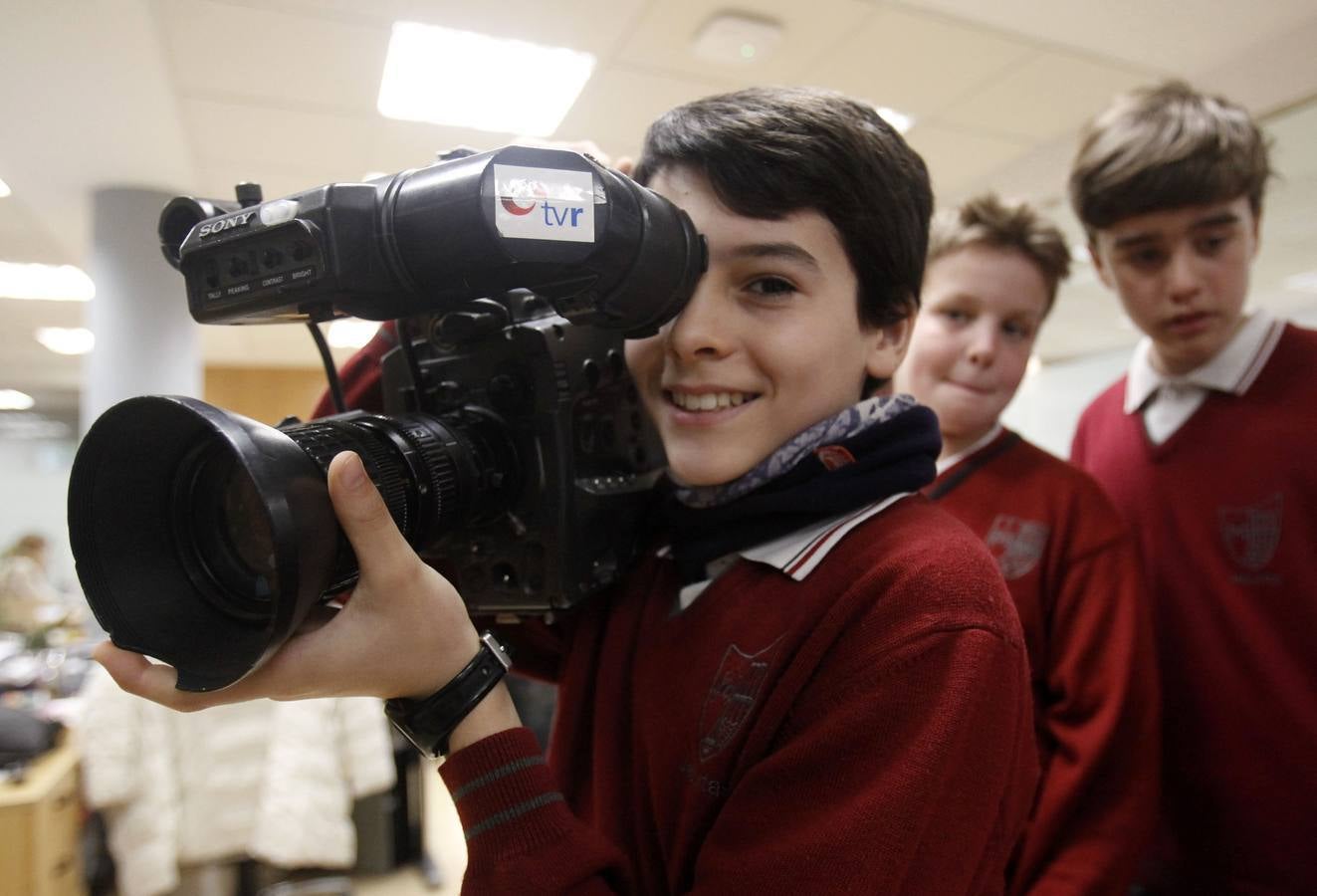 Los alumnos de 6º D de Jesuitas visitan la multimedia de Diario LA RIOJA