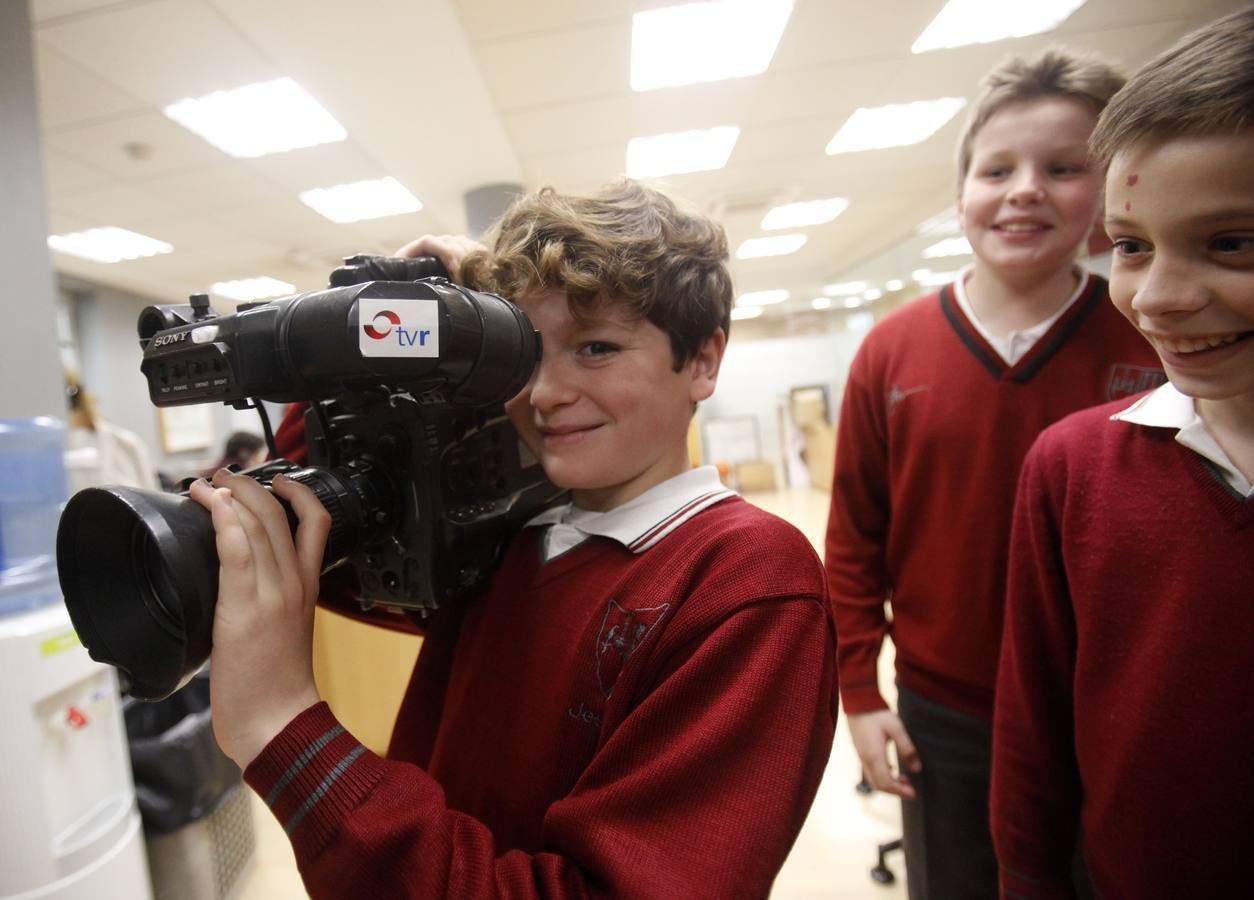 Los alumnos de 6º D de Jesuitas visitan la multimedia de Diario LA RIOJA