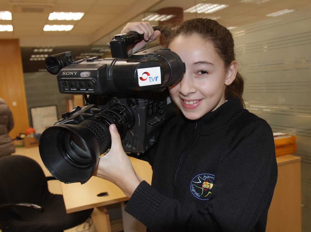 Los alumnos del 6º B del colegio Nuestra Señora del Buen Consejo, Agustinas, visitan la multimedia de Diario LA RIOJA