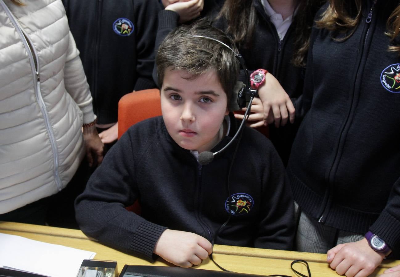 Los alumnos del 6º B del colegio Nuestra Señora del Buen Consejo, Agustinas, visitan la multimedia de Diario LA RIOJA