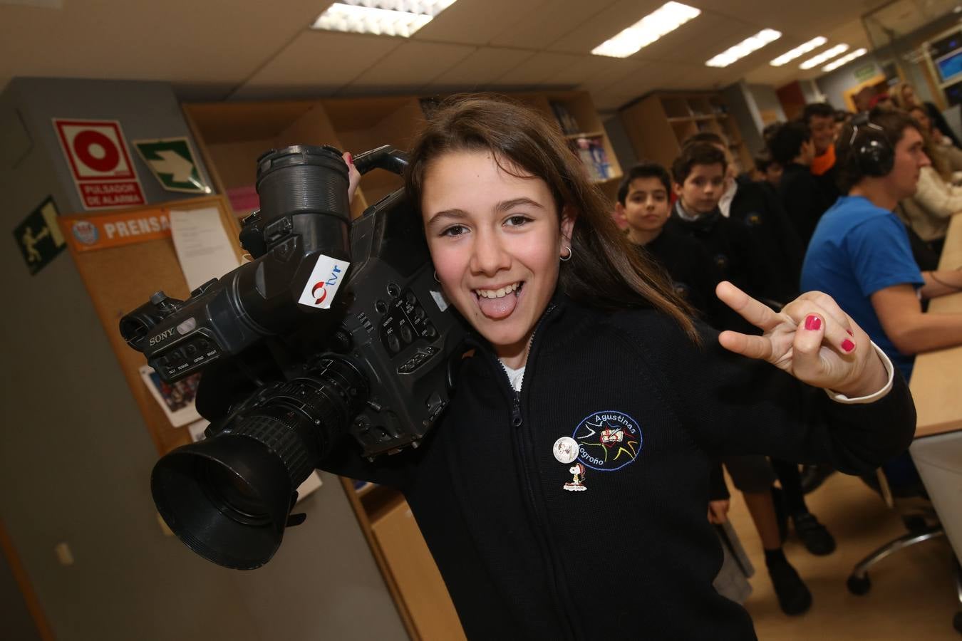 Los de alumnos de 6ºC del colegio Nuestra Señora del Buen Consejo, Agustinas, visitan la mulmedia de Diario LA RIOJA