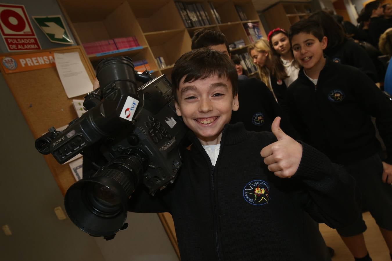 Los de alumnos de 6ºC del colegio Nuestra Señora del Buen Consejo, Agustinas, visitan la mulmedia de Diario LA RIOJA