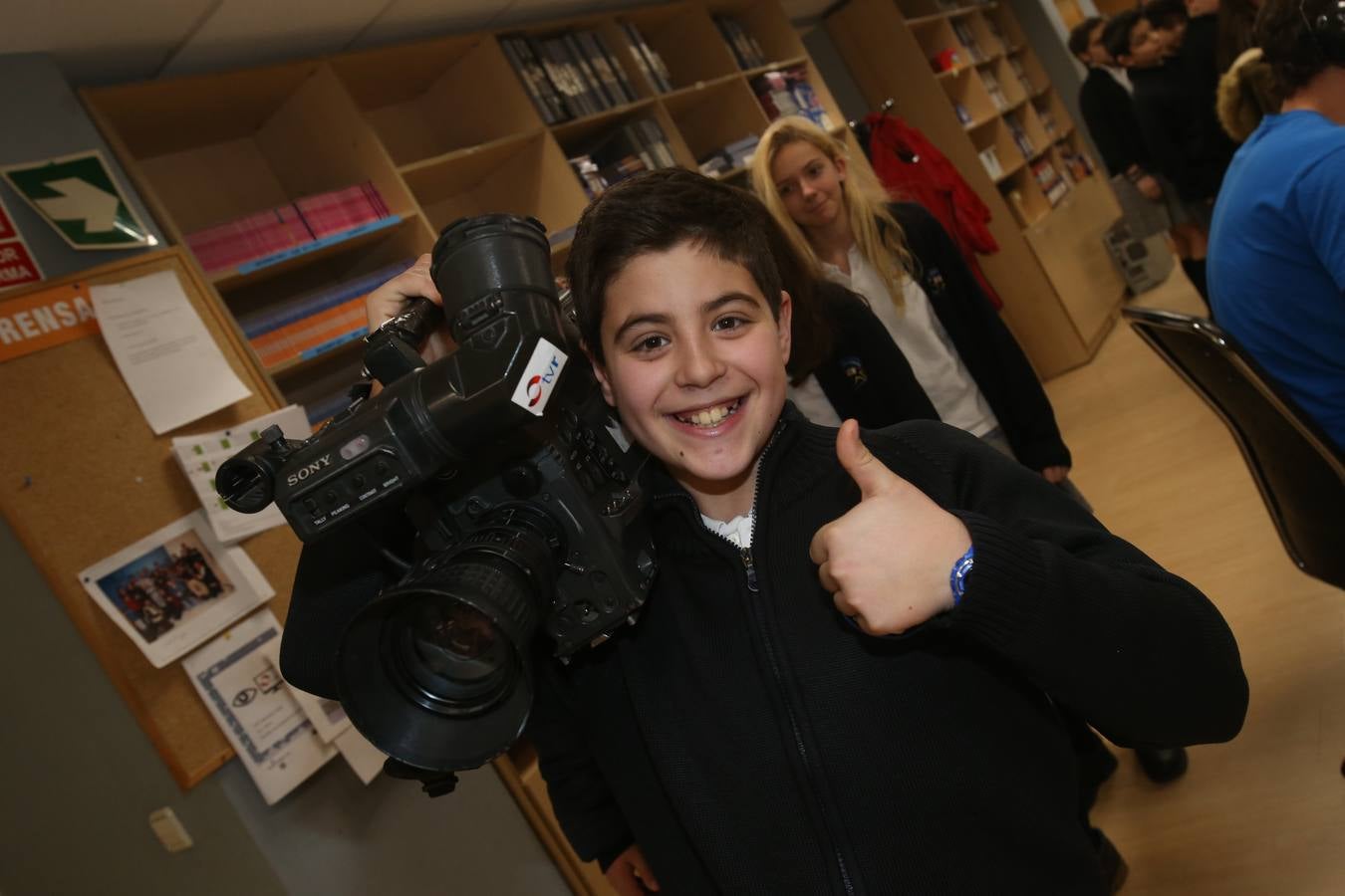 Los de alumnos de 6ºC del colegio Nuestra Señora del Buen Consejo, Agustinas, visitan la mulmedia de Diario LA RIOJA