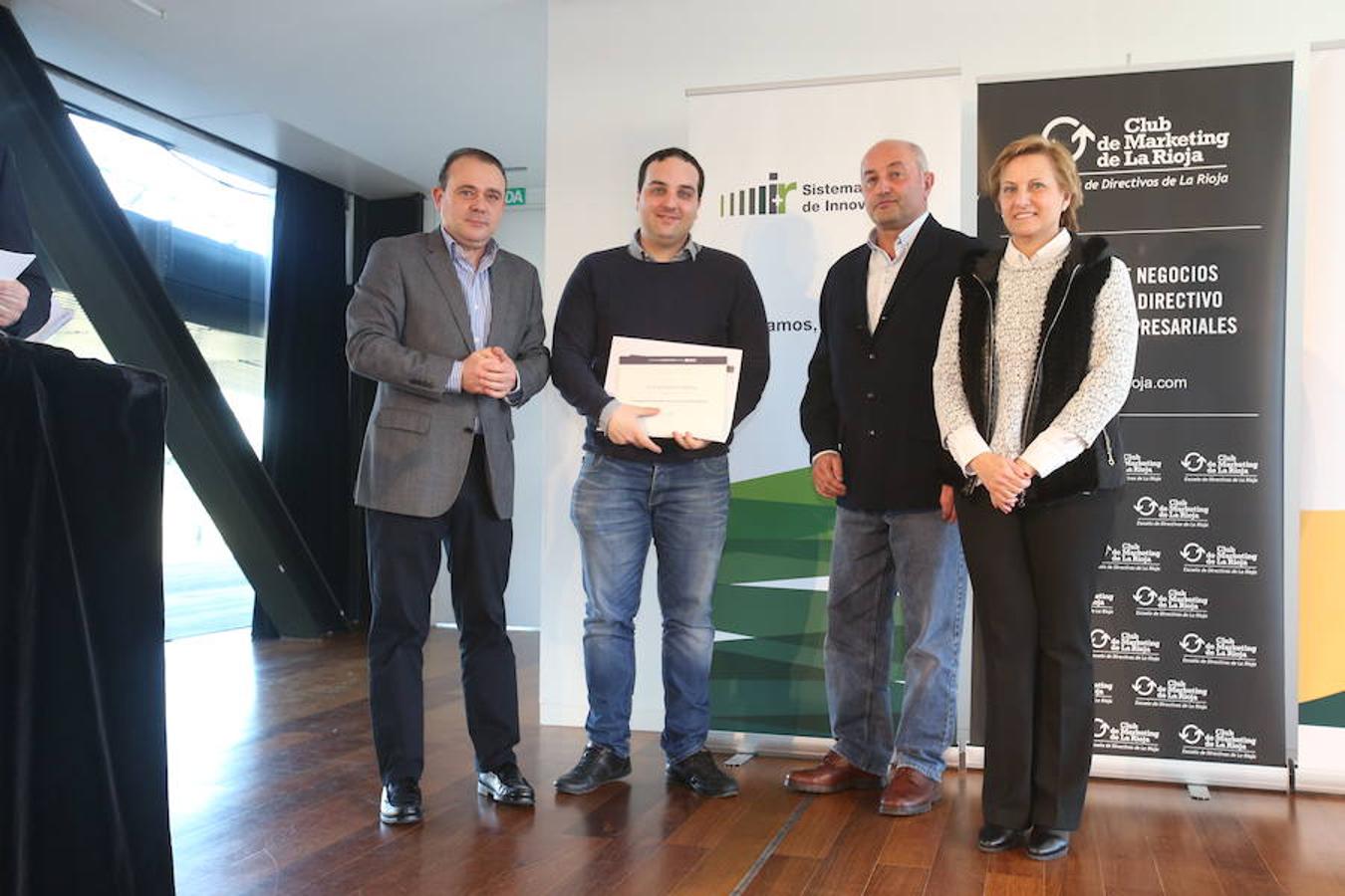 Diplomas como epílogo del curso de directivos