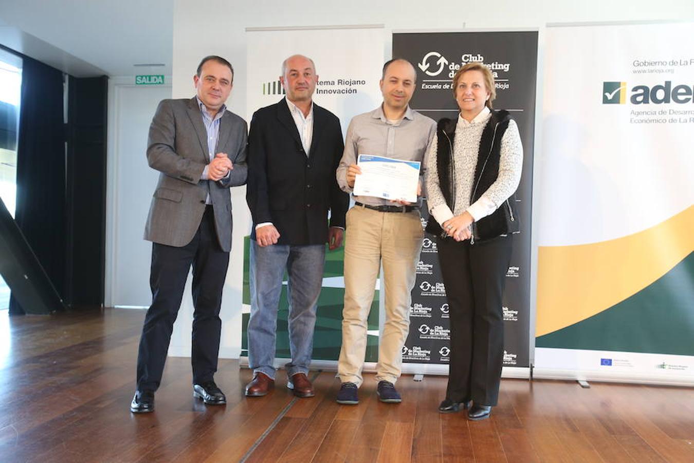 Diplomas como epílogo del curso de directivos