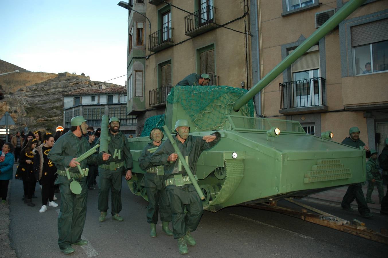 Cervera se pone la máscara