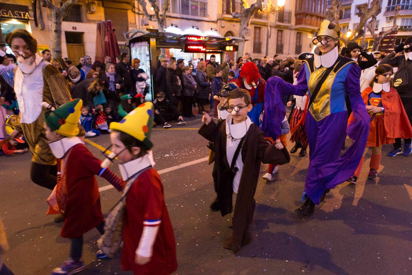 Las calles de Logroño se llenan de disfraces (III)