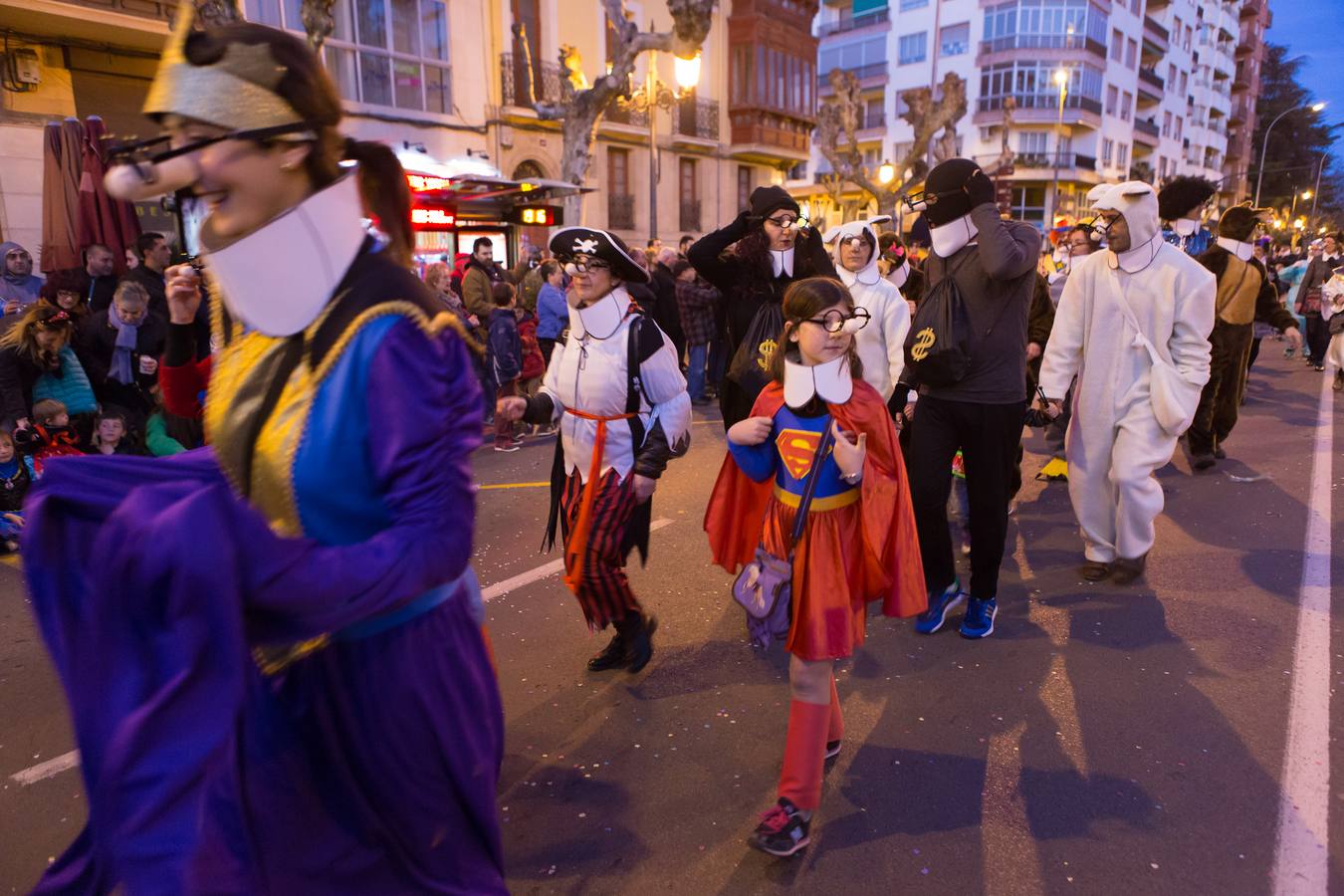 Las calles de Logroño se llenan de disfraces (III)