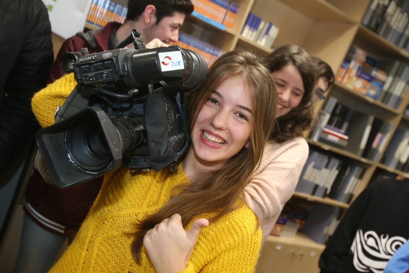 Los alumnos de 3 º de la ESDO FP del IES Laboral visitan la multimedia de Diario LA RIOJA