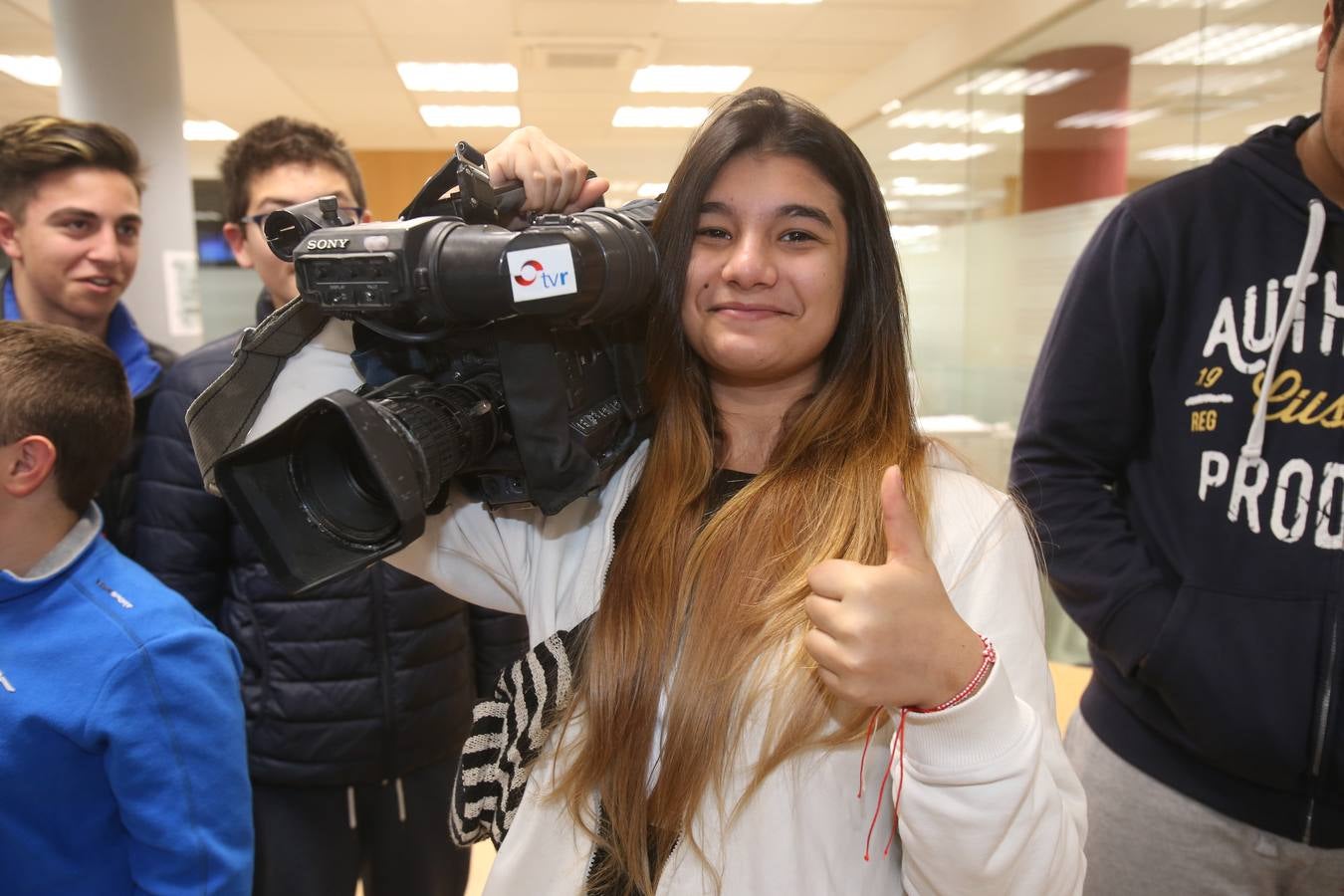 Los alumnos de 3 º de la ESDO FP del IES Laboral visitan la multimedia de Diario LA RIOJA